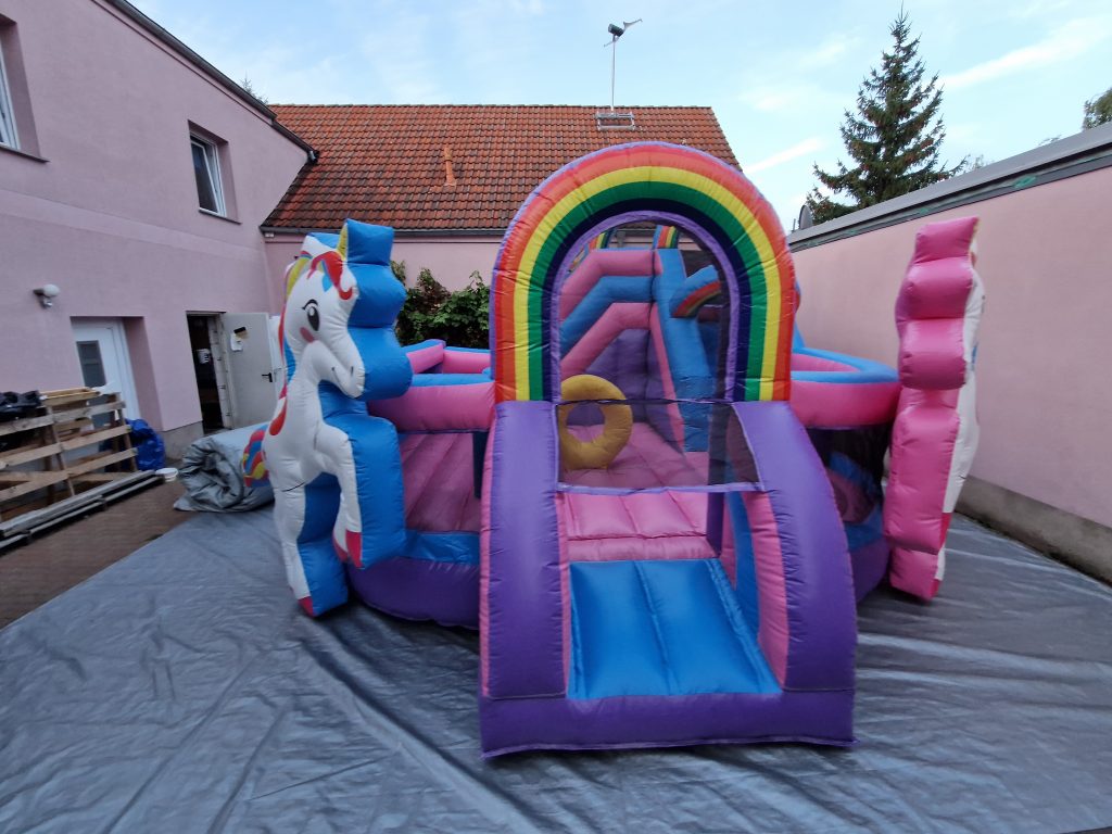 Unicorn Hüpfburg